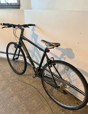 7.2 FX Trek bicycle - Black - USED - Local Pick- Up