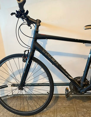 7.2 FX Trek bicycle - Black - USED - Local Pick- Up